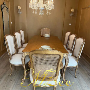 Victorian Luxury dining table set for 6